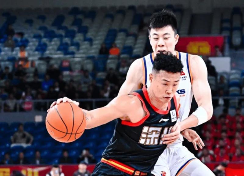 网页版登录入口-CBA奖项4人双丰收！深圳2将成赢家，徐昕与庞峥麟打出身价！